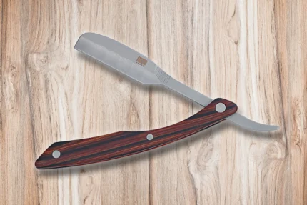 Woody Folding Razor